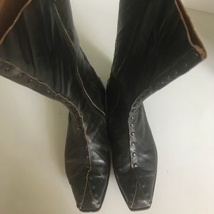 Cydwoq leather boots